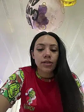 Snapshot of hannahb-e chatting on December 24, 1:16 am hannahb-e online show from December 24, 1:16 am