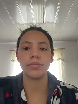 hannahb-e online show from December 2, 1:39 pm