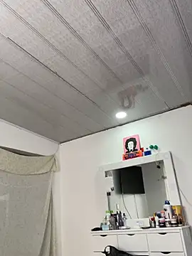 hannahb-e online show from March 17, 6:11 pm