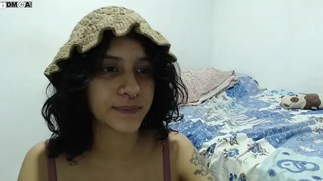 AlinaWoolf  online show from March 2, 5:08 am