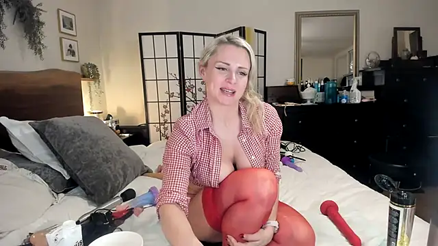 Snapshot of AlwaysAffirming chatting on March 14, 11:53 pm AlwaysAffirming online show from March 14, 11:53 pm