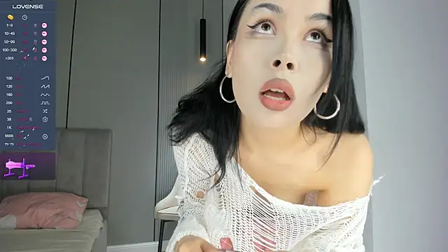 Liu Yifei  online show from October 4, 12:41 am