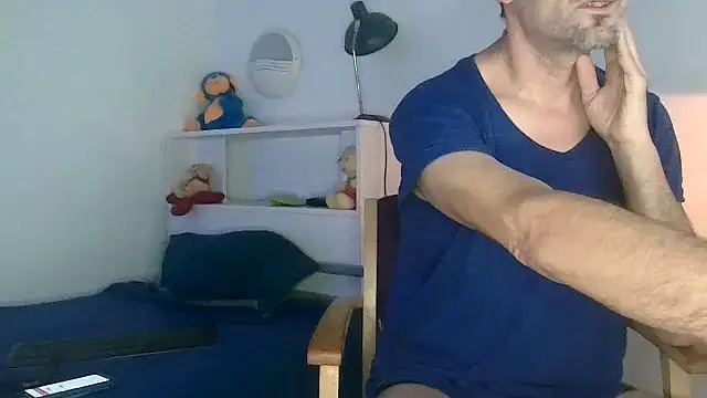 Snapshot of francky-libertin chatting on January 23, 2:17 pm francky-libertin online show from January 23, 2:17 pm