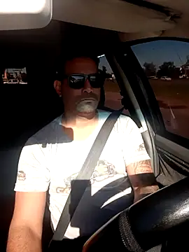 hecwil8 online show from November 14, 11:20 am