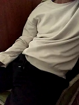 Snapshot of gaybuddy chatting on October 18, 2:18 pm gaybuddy online show from October 18, 2:18 pm