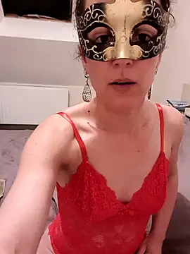 Masquegirlmysterious online show from April 8, 10:48 am