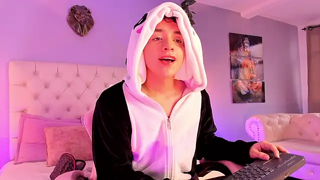 Brann tadzio online show from December 23, 1:13 pm