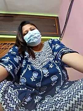 Snapshot of kunjan789 chatting on December 29, 2:06 am kunjan789 online show from December 29, 2:06 am