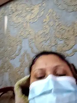 Snapshot of kunjan789 chatting on January 15, 6:11 pm kunjan789 online show from January 15, 6:11 pm