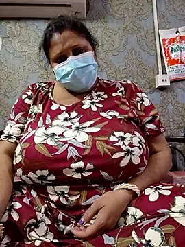 Snapshot of kunjan789 chatting on January 18, 1:59 pm kunjan789 online show from January 18, 1:59 pm