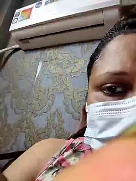 Snapshot of kunjan789 chatting on February 23, 6:05 pm kunjan789 online show from February 23, 6:05 pm