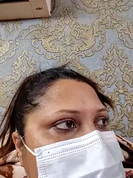 Snapshot of kunjan789 chatting on February 26, 7:24 pm kunjan789 online show from February 26, 7:24 pm