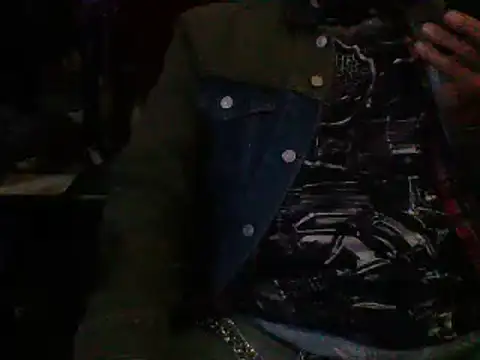 Snapshot of mrdemoncrowly chatting on February 28, 8:37 am mrdemoncrowly online show from February 28, 8:37 am