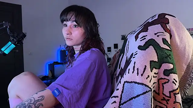 deadlysweet online show from May 19, 11:44 pm