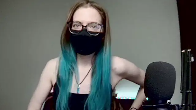 Snapshot of amber_candyfloss chatting on January 7, 2:42 am amber candyfloss online show from January 7, 2:42 am