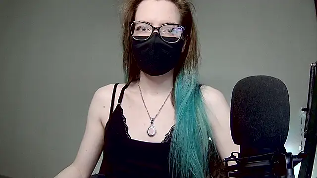 Snapshot of amber_candyfloss chatting on February 5, 10:44 pm amber candyfloss online show from February 5, 10:44 pm