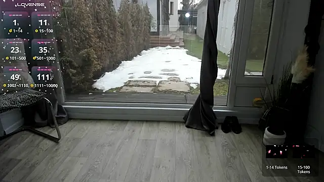 Snapshot of Selena_Reeves chatting on February 28, 7:05 am Selena Reeves online show from February 28, 7:05 am