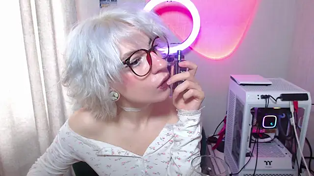  Moonlight t online show from October 5, 10:13 am