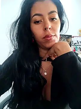 Emily Wane online show from February 6, 4:21 pm