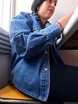 Emily Wane online show from May 25, 5:52 pm