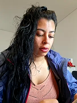 Emily Wane online show from July 11, 5:59 pm