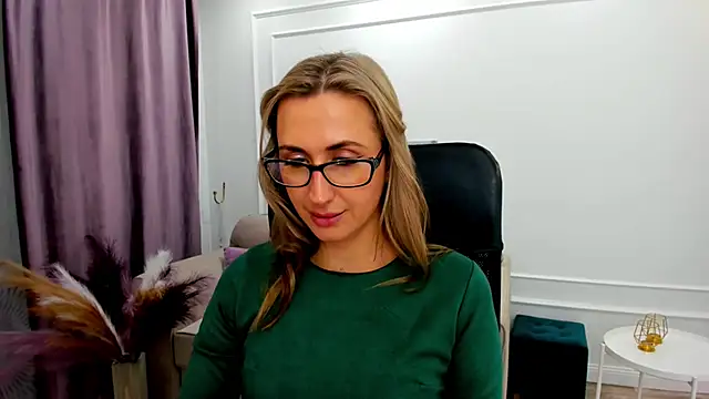 PassionGlow online show from January 28, 2:00 am