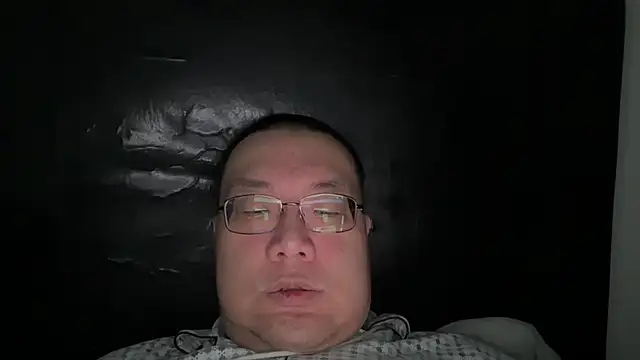 Snapshot of slaveasianboy chatting on December 23, 2:17 pm slaveasianboy online show from December 23, 2:17 pm