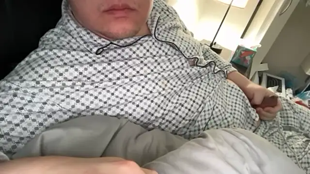 slaveasianboy online show from March 5, 7:10 pm