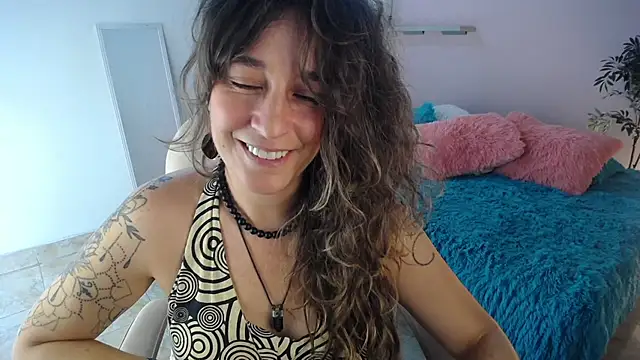 Snapshot of Paula_Paz chatting on September 24, 2:20 pm Paula Paz online show from September 24, 2:20 pm