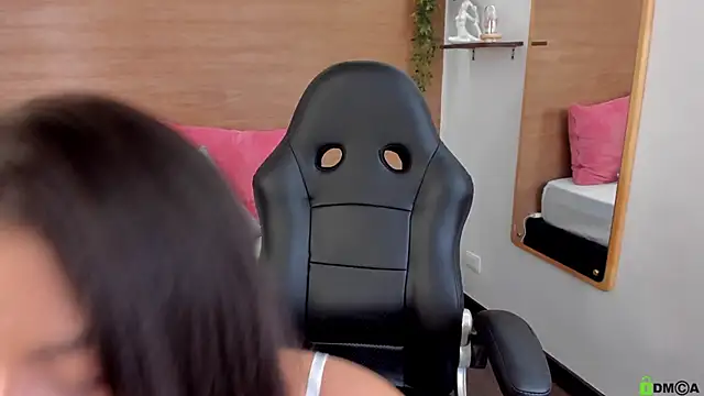 april  stone online show from January 31, 2:39 pm