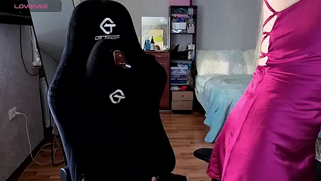 Little Soph online show from September 16, 1:34 pm