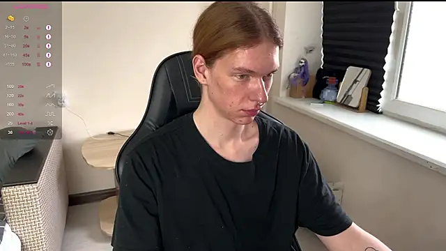 carthylovvve online show from February 17, 1:07 pm