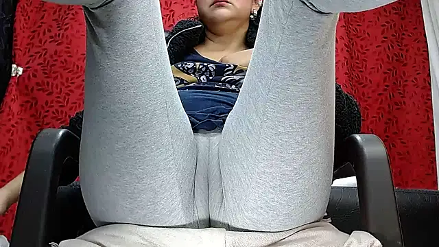 MELANIE SEX69 online show from November 15, 9:21 pm