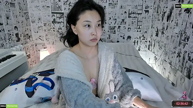 Minami 686 online show from May 11, 8:17 pm