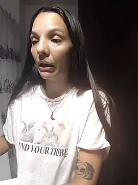 Snapshot of samilux5 chatting on January 26, 4:51 am samilux5 online show from January 26, 4:51 am