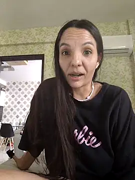 Snapshot of samilux5 chatting on September 10, 3:23 pm samilux5 online show from September 10, 3:23 pm