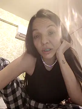 Snapshot of samilux5 chatting on September 11, 3:28 am samilux5 online show from September 11, 3:28 am