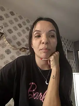 Snapshot of samilux5 chatting on September 18, 4:20 pm samilux5 online show from September 18, 4:20 pm