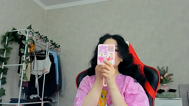 Snapshot of wastforu chatting on February 4, 7:29 am wastforu online show from February 4, 7:29 am