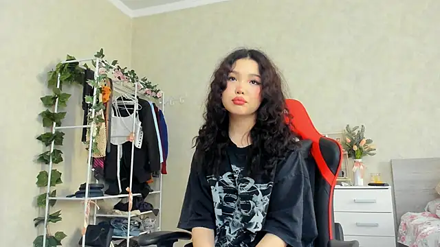 Snapshot of wastforu chatting on February 17, 8:41 am wastforu online show from February 17, 8:41 am