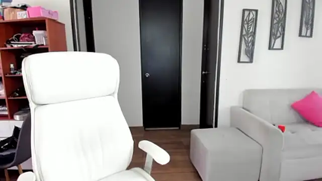 jess 1a online show from February 20, 5:02 pm