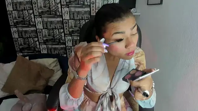 Snapshot of Lilithsabeth chatting on February 14, 3:22 am Lilithsabeth online show from February 14, 3:22 am