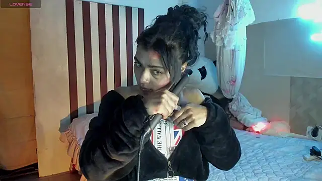 Snapshot of Lilithsabeth chatting on October 11, 4:49 pm Lilithsabeth online show from October 11, 4:49 pm
