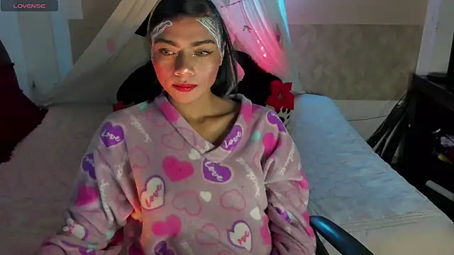 Lilithsabeth online show from November 4, 8:35 am