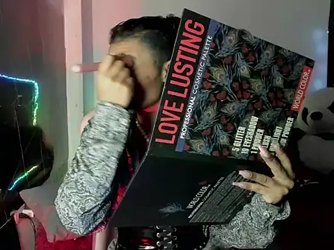 Lilithsabeth online show from February 3, 8:14 pm