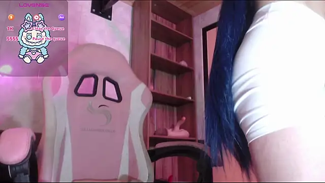 Sally23  online show from December 5, 4:14 pm