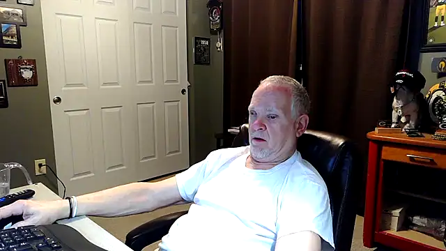 nobledad online show from February 16, 12:01 pm