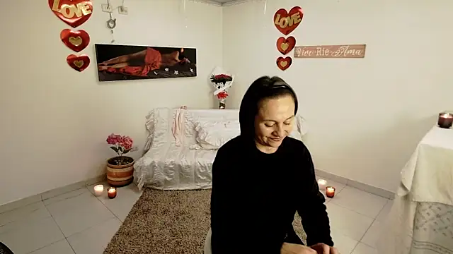 lollita 23  online show from April 8, 7:47 pm