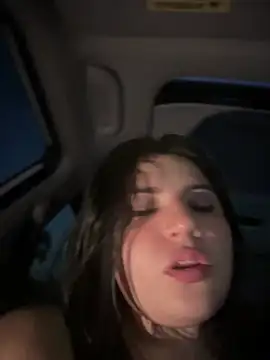 horny roomiess online show from January 25, 11:22 pm