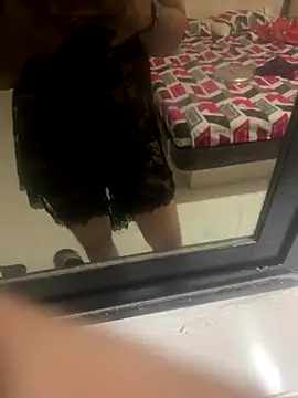 Snapshot of hornyguy271192 chatting on November 2, 6:10 pm hornyguy271192 online show from November 2, 6:10 pm